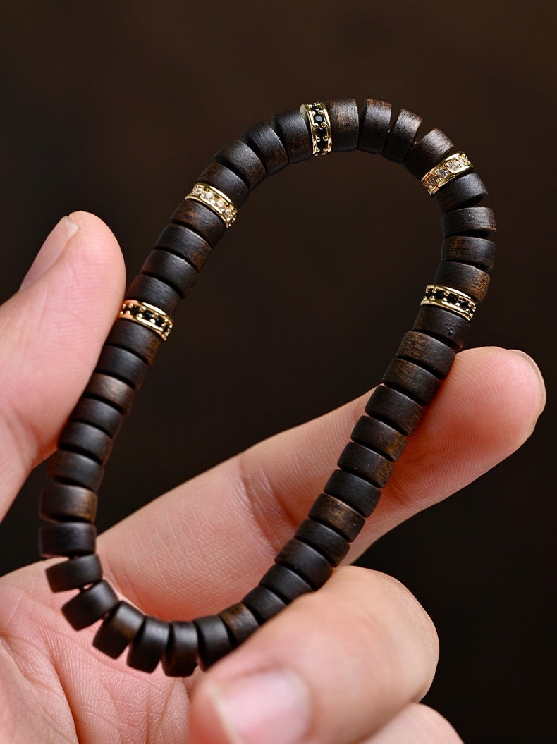 Starlit Harmony Nha Trang Weißes Kyara-Armband